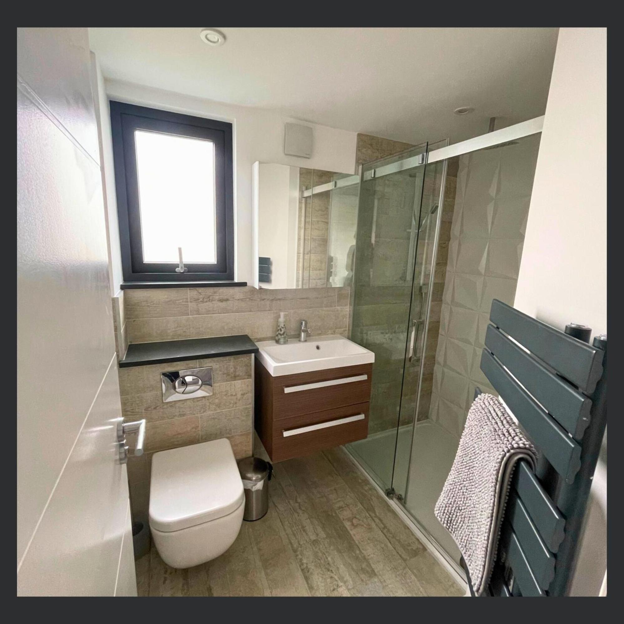 Uno St Ives - Luxury Serviced Accommodation Room photo